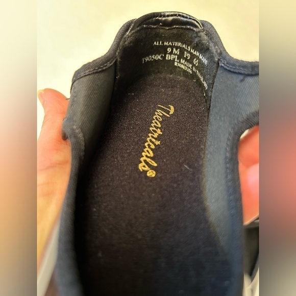 Theatrical girls black tap dance shoes with velcro strap easy on & off size 9. H - Picture 5 of 10